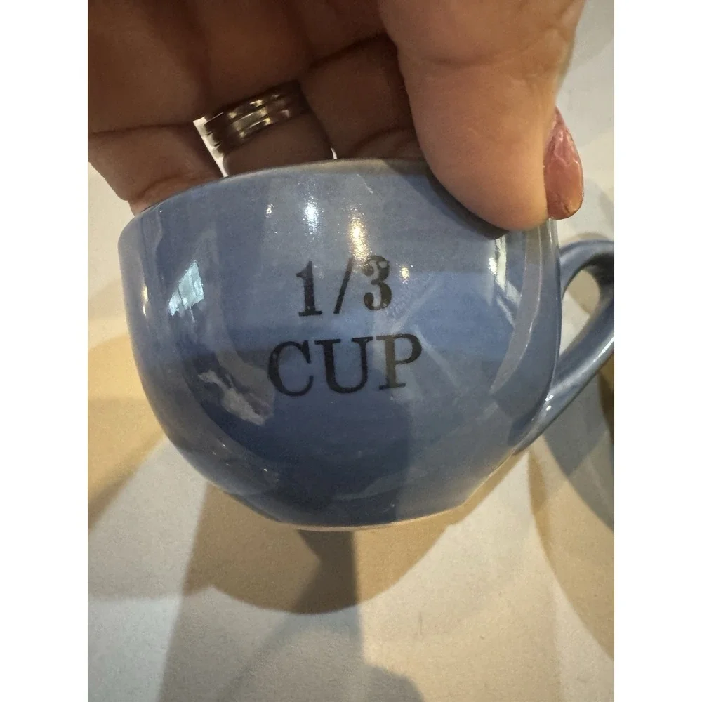 Measuring Cups Red Yellow‎ Blue